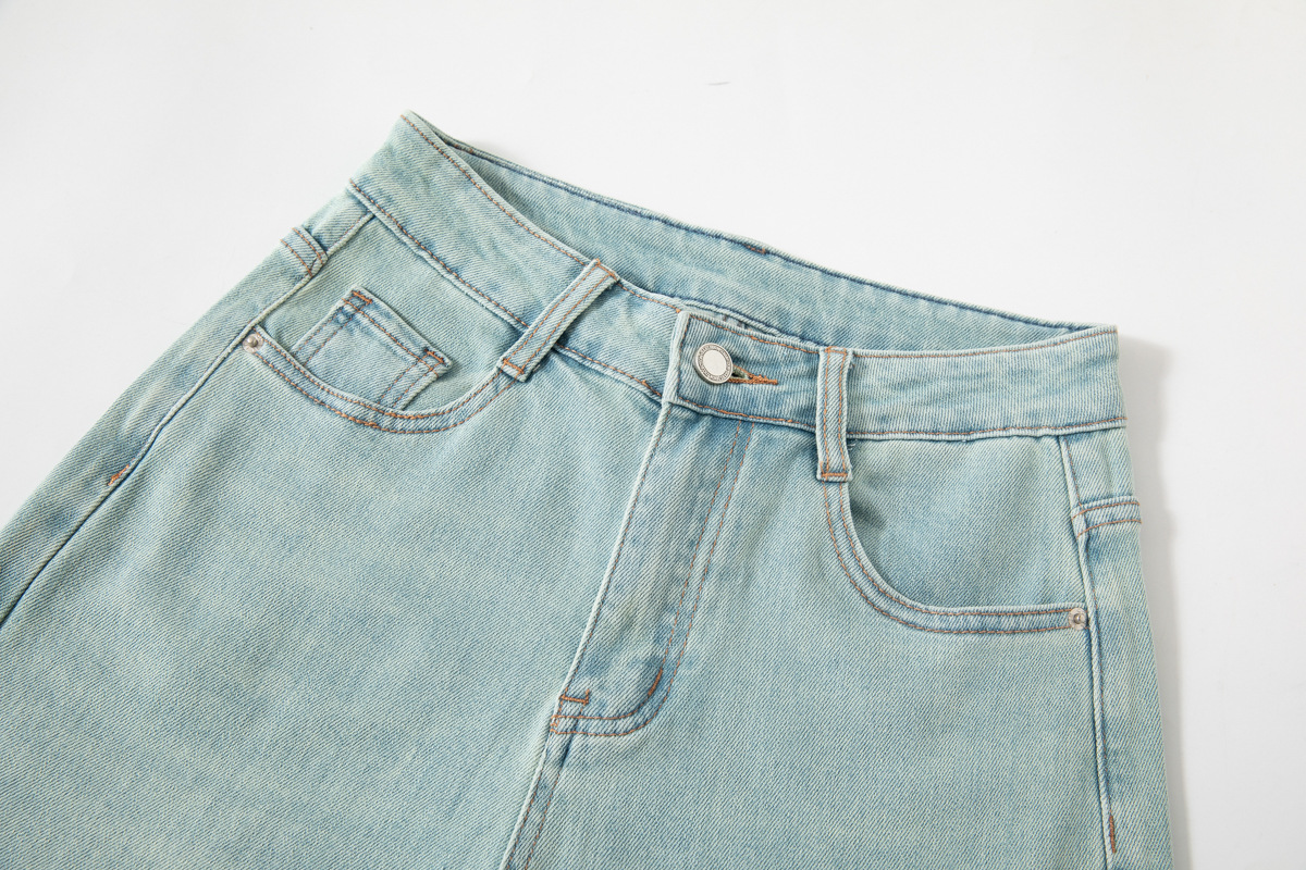 ライトブルーデニムパンツ　3912