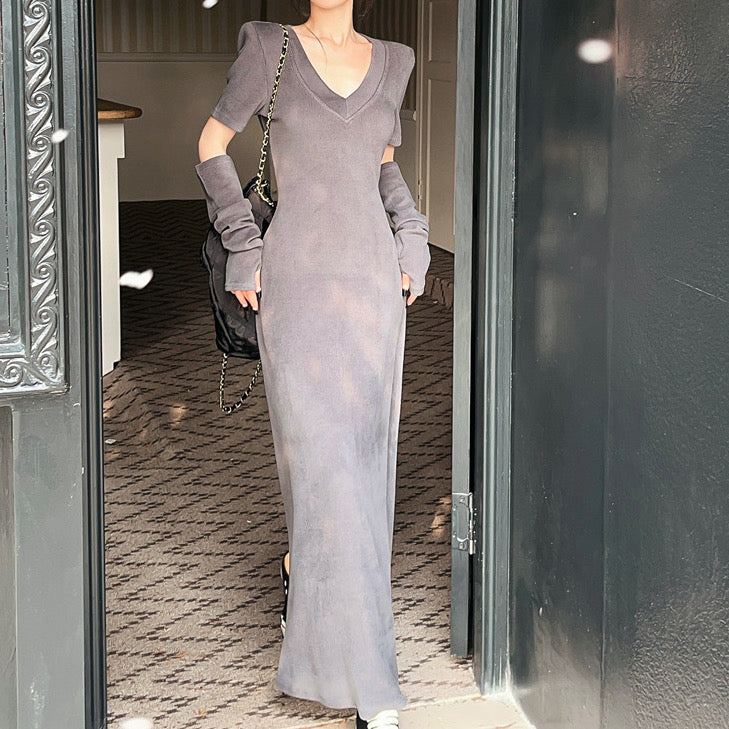 【SALE】全2色　Vネックウエストスリムマキシワンピース　（3384）